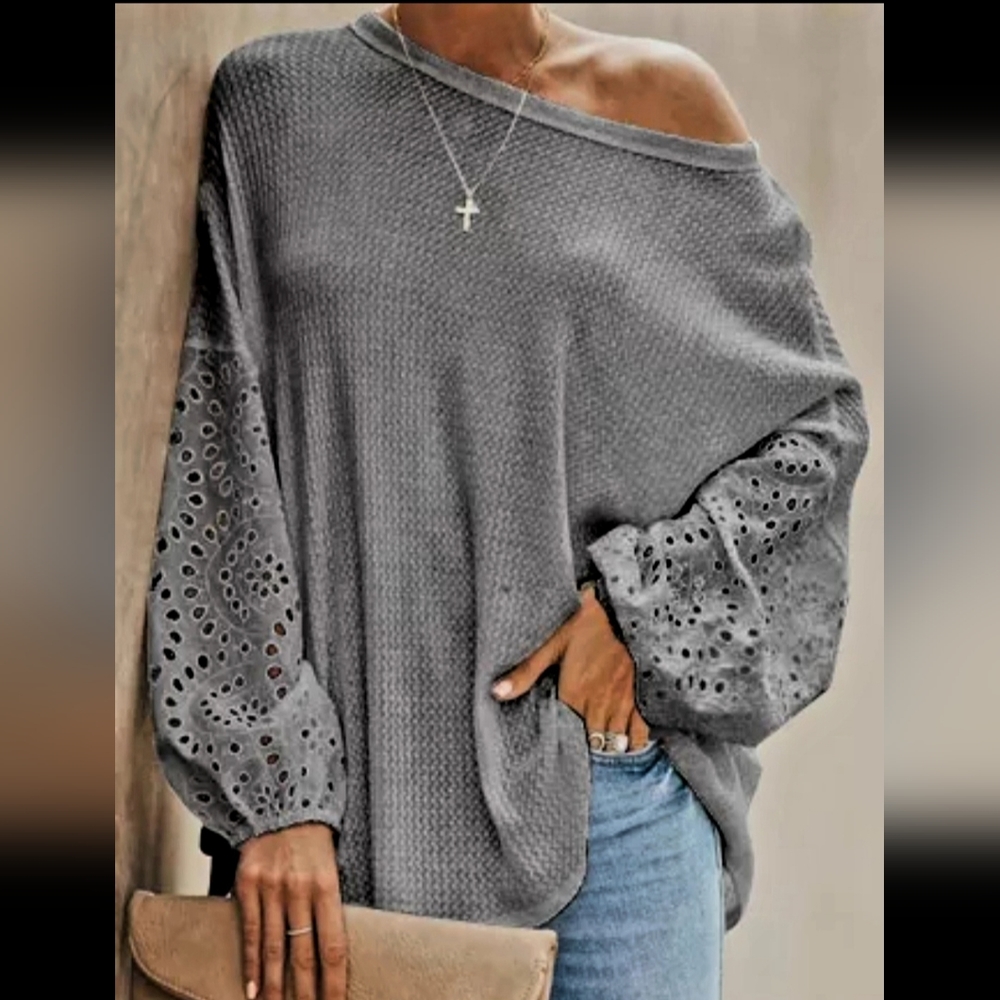 Lace bell sleeve top